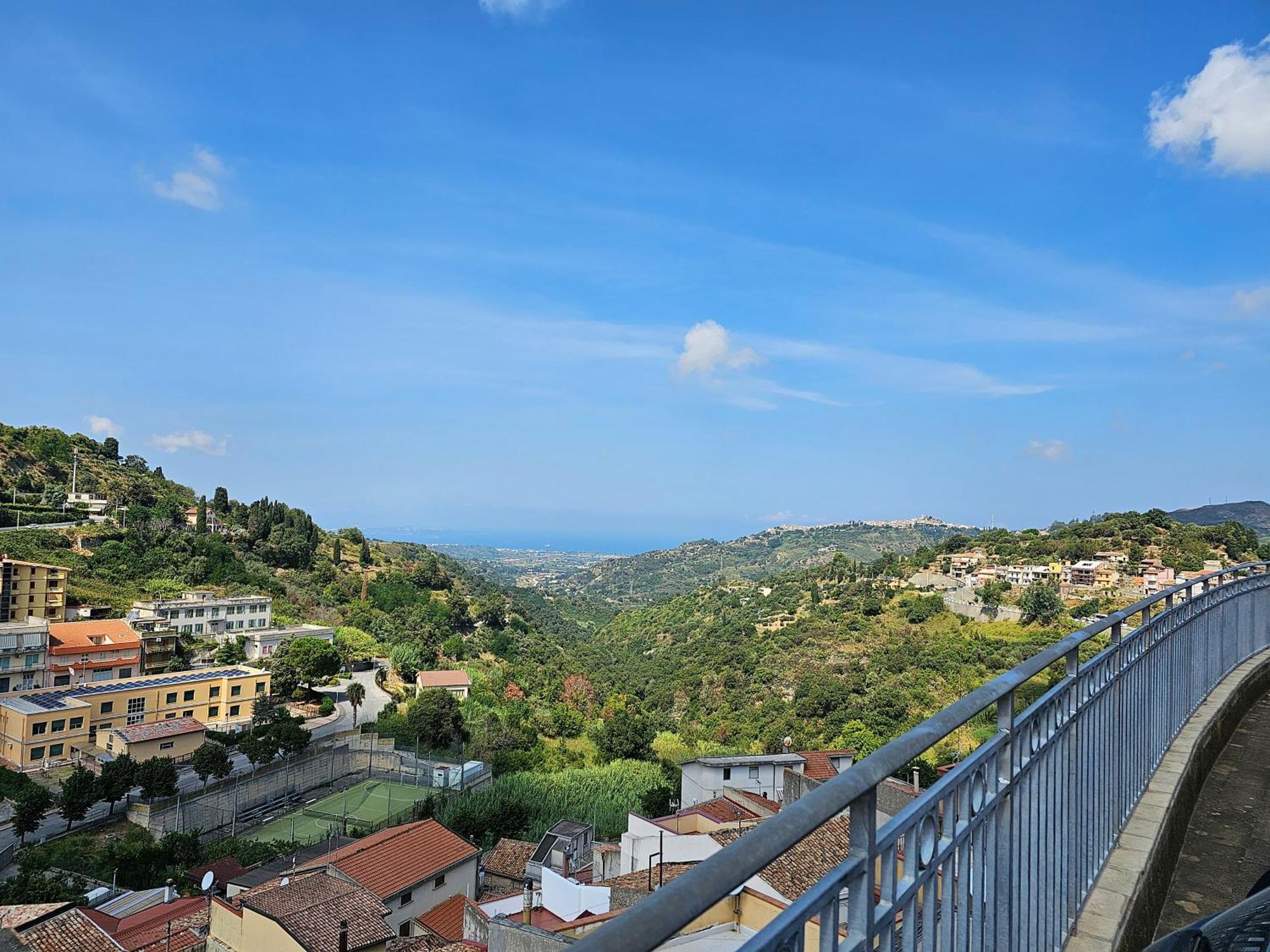 Portaterra - Spaziosa Casa Con Bella Vista E Giardino Monforte San Giorgio Εξωτερικό φωτογραφία