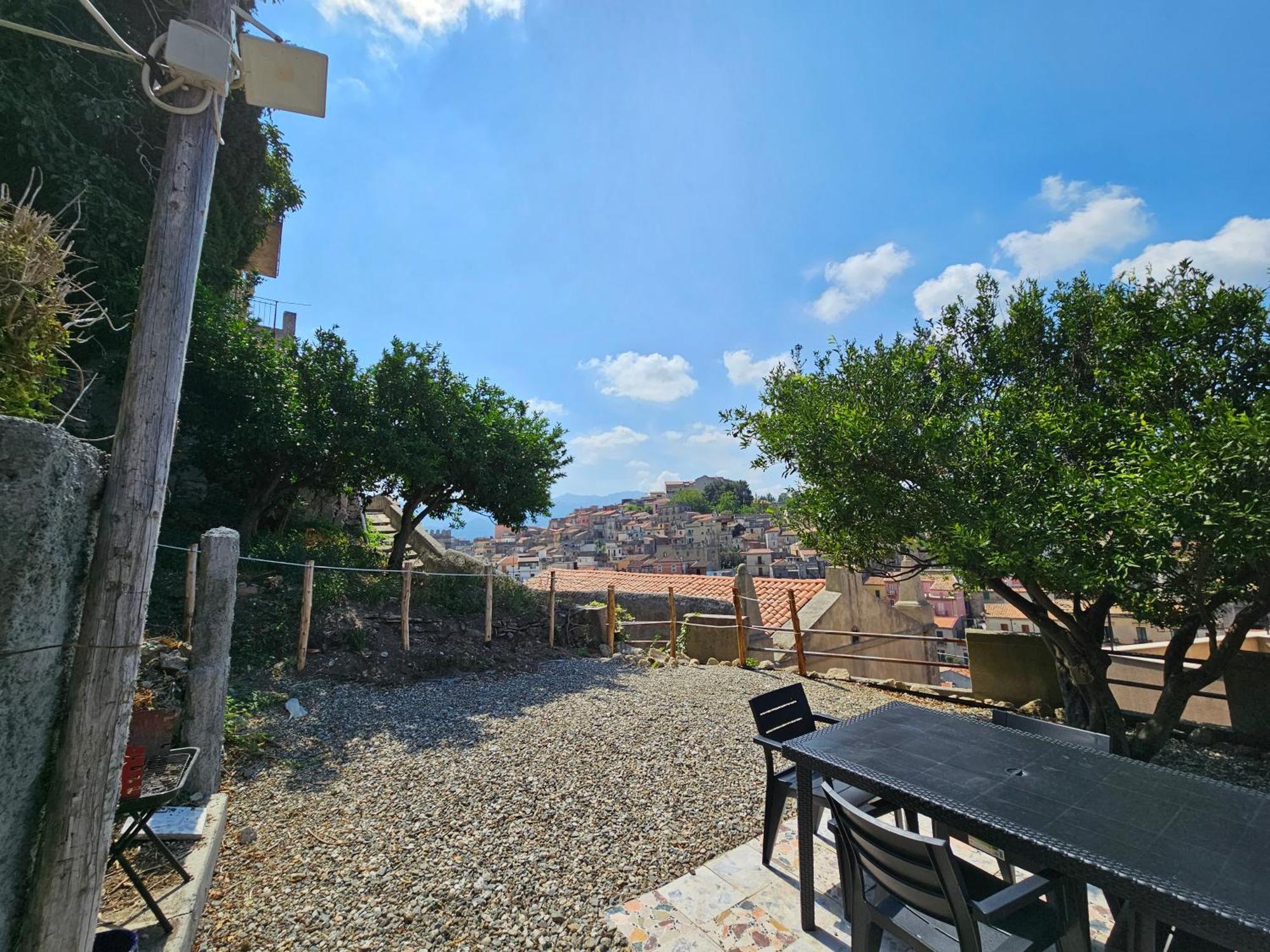 Portaterra - Spaziosa Casa Con Bella Vista E Giardino Monforte San Giorgio Εξωτερικό φωτογραφία
